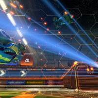 Une voiture qui roule sur les parois du stade dans Rocket League