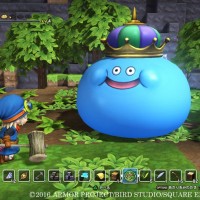 Dragon Quest Builders héros avec un maillet pour frapper un Roi Gluant