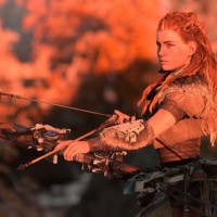 Aloy tenant son arc dans Hoziron: Zero Dawn