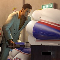 Yakuza 0 Kazuma est sur une moto de borne d'arcade