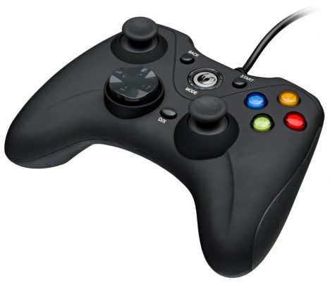 La manette Nacon GC-100XF