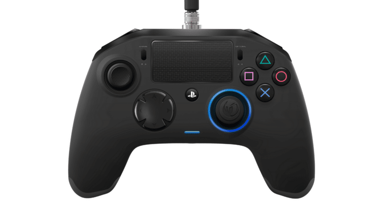 Vision de face de la Nacon Revolution Pro Controller