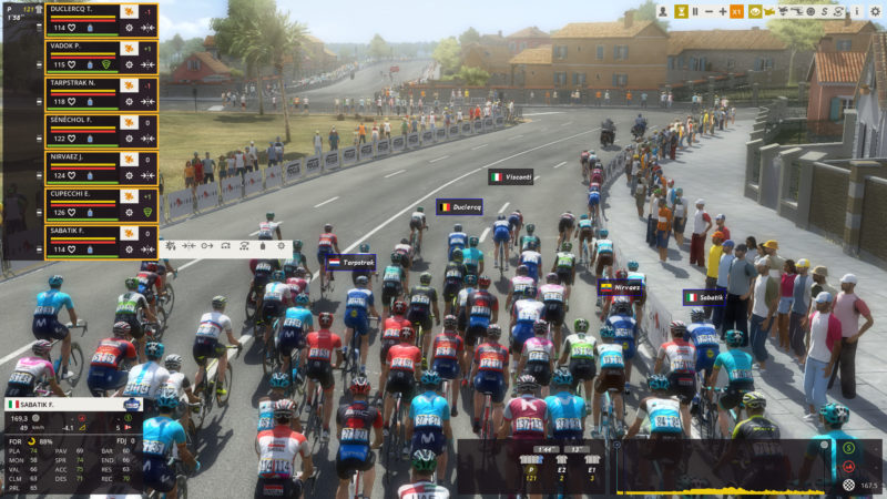 Pro Cycling Manager 2018 peloton 2