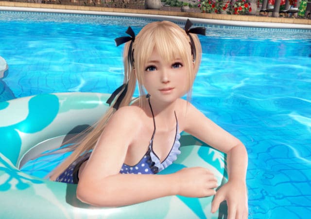 Dead or Alive 3 Xtreme: Scarlet - Blonde piscine