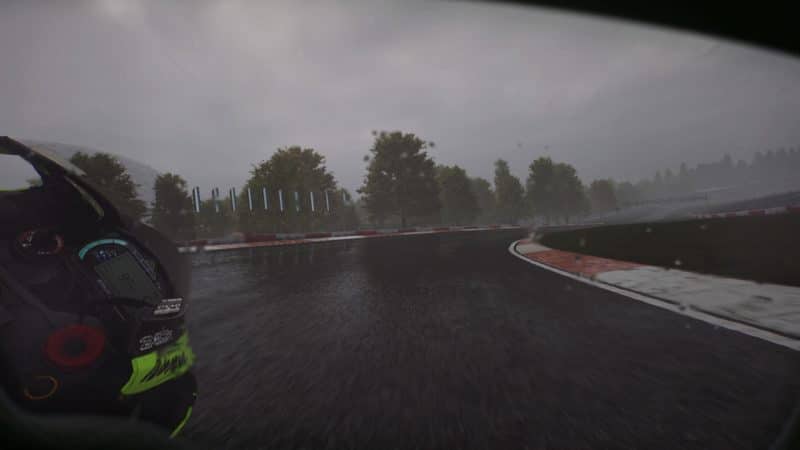 test Ride 3 - Virage sous la pluie