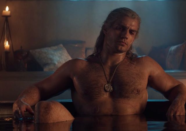 The Witcher serie Henri Cavill bain