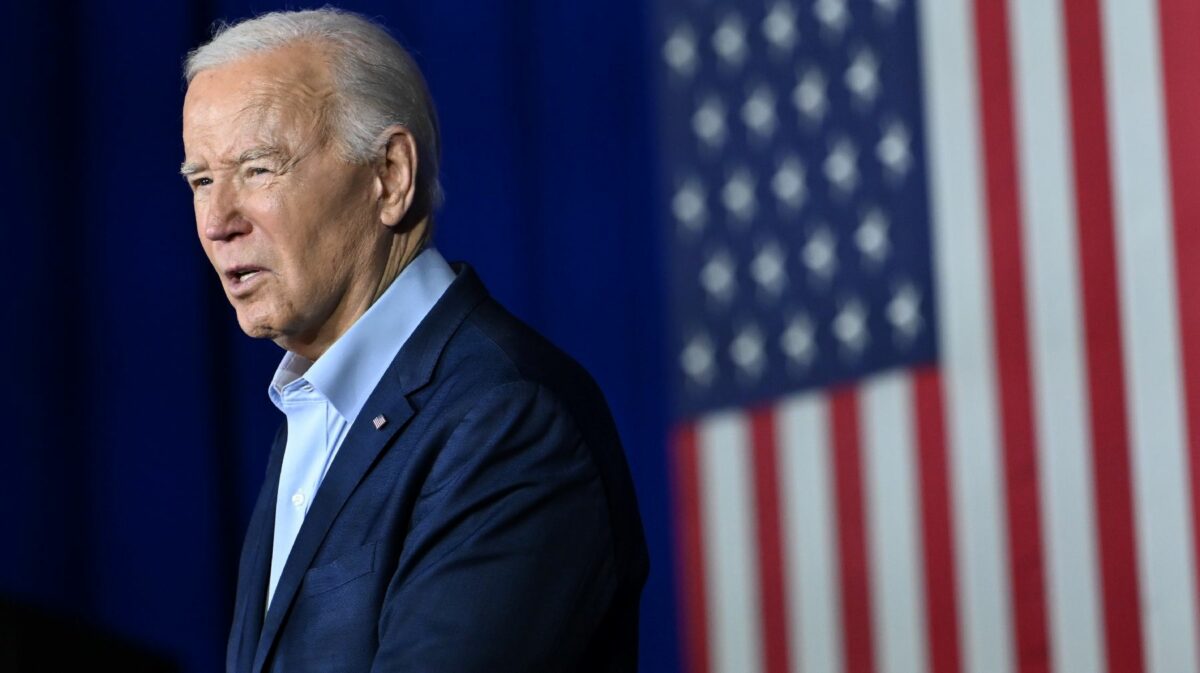 Joe Biden a validé de nouvelles lois lui donnant le droit de bannir TikTok, Fortnite et League of Legends du territoire.